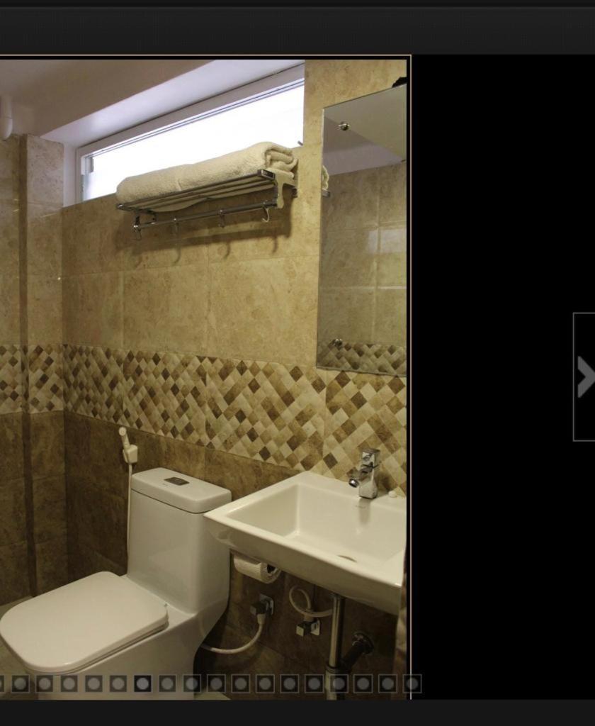 Hotel Aashraya Мисор Екстериор снимка